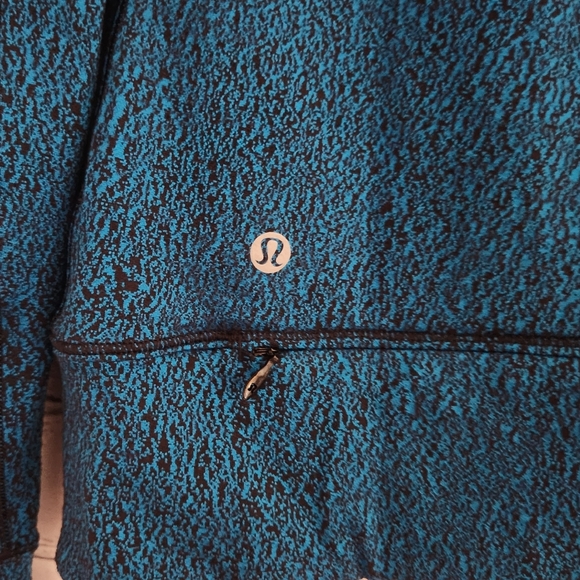 Lululemon Rush Hour Half Zip - Picture 14 of 16